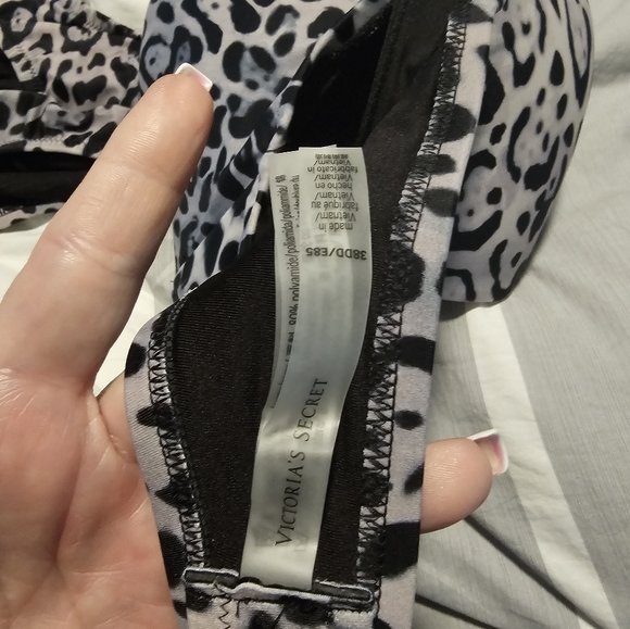 Victoria Secret Bikini NWT - Picture 2 of 3